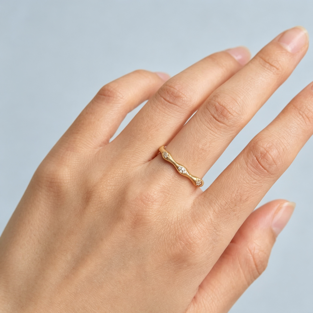 LUCERARO Wedding | Hand-Brushed Diamond Ring - WR01280