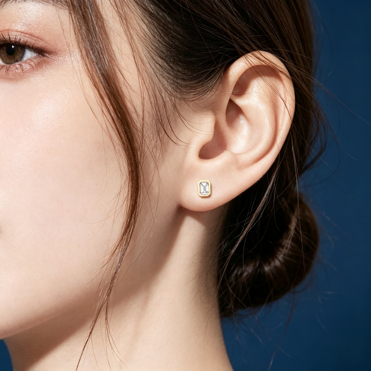 LUCERARO Earrings | Emerald Brzel Stud Earrings - JE00795