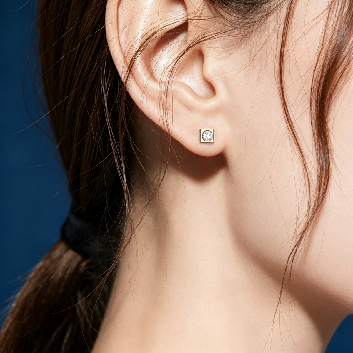 LUCERARO Earrings | LOVE Stud Earrings - JE00895